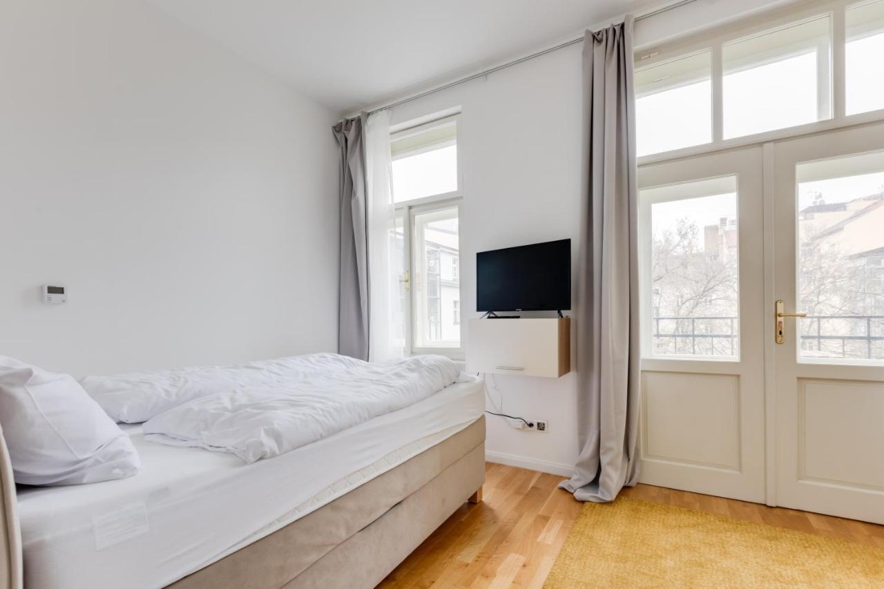 Jt'S Apartments Spanelska Str. Prag Dış mekan fotoğraf